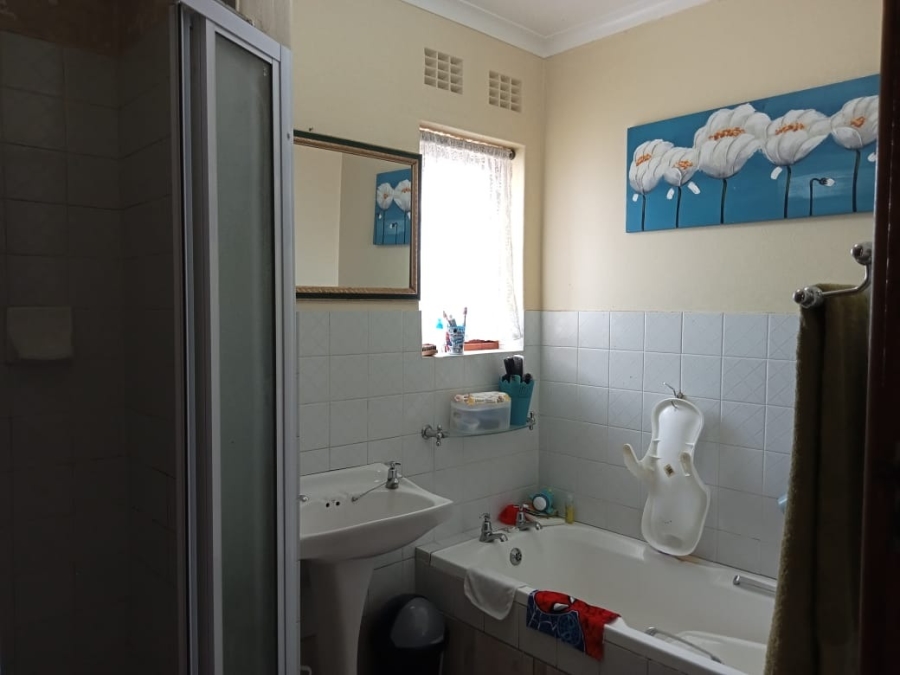2 Bedroom Property for Sale in Beacon Bay Eastern Cape